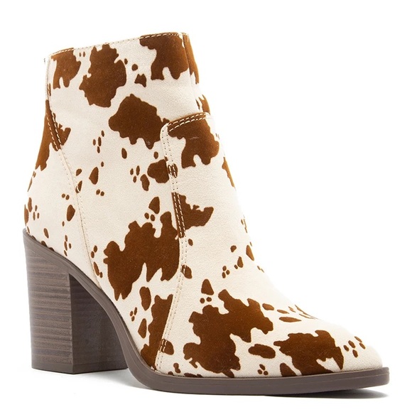Qupid Cow Print Western Pointed Toe Brown Bootie - Picture 7 of 8